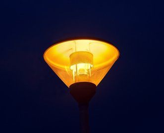 Straßenbeleuchtung mit Gaslampe